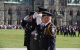 2014 Memorial Service - Officers saluting at attention (1)